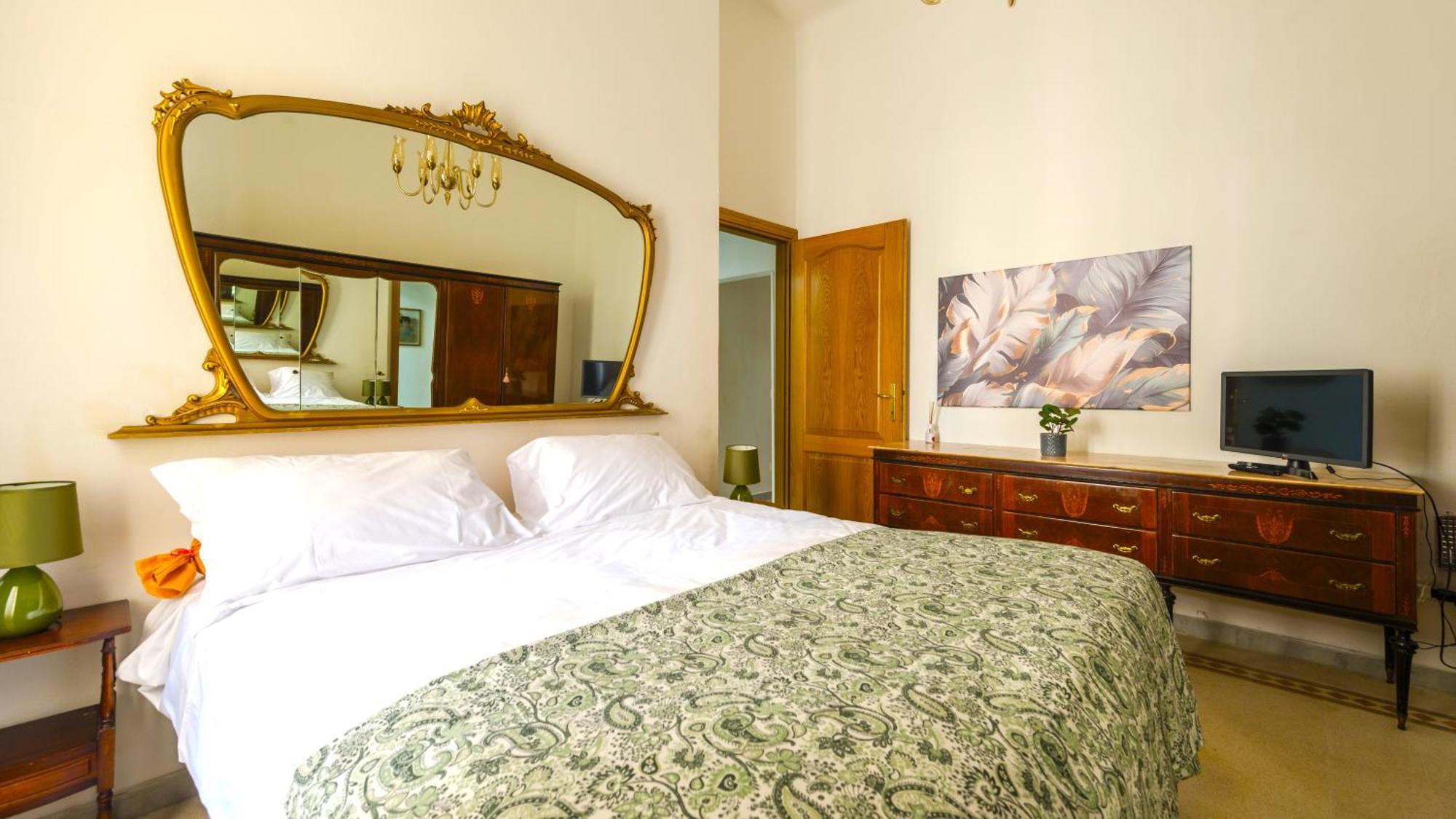 Hostly-La Casa Di Marta-Two Steps From The Tower Apartment Пиза Екстериор снимка