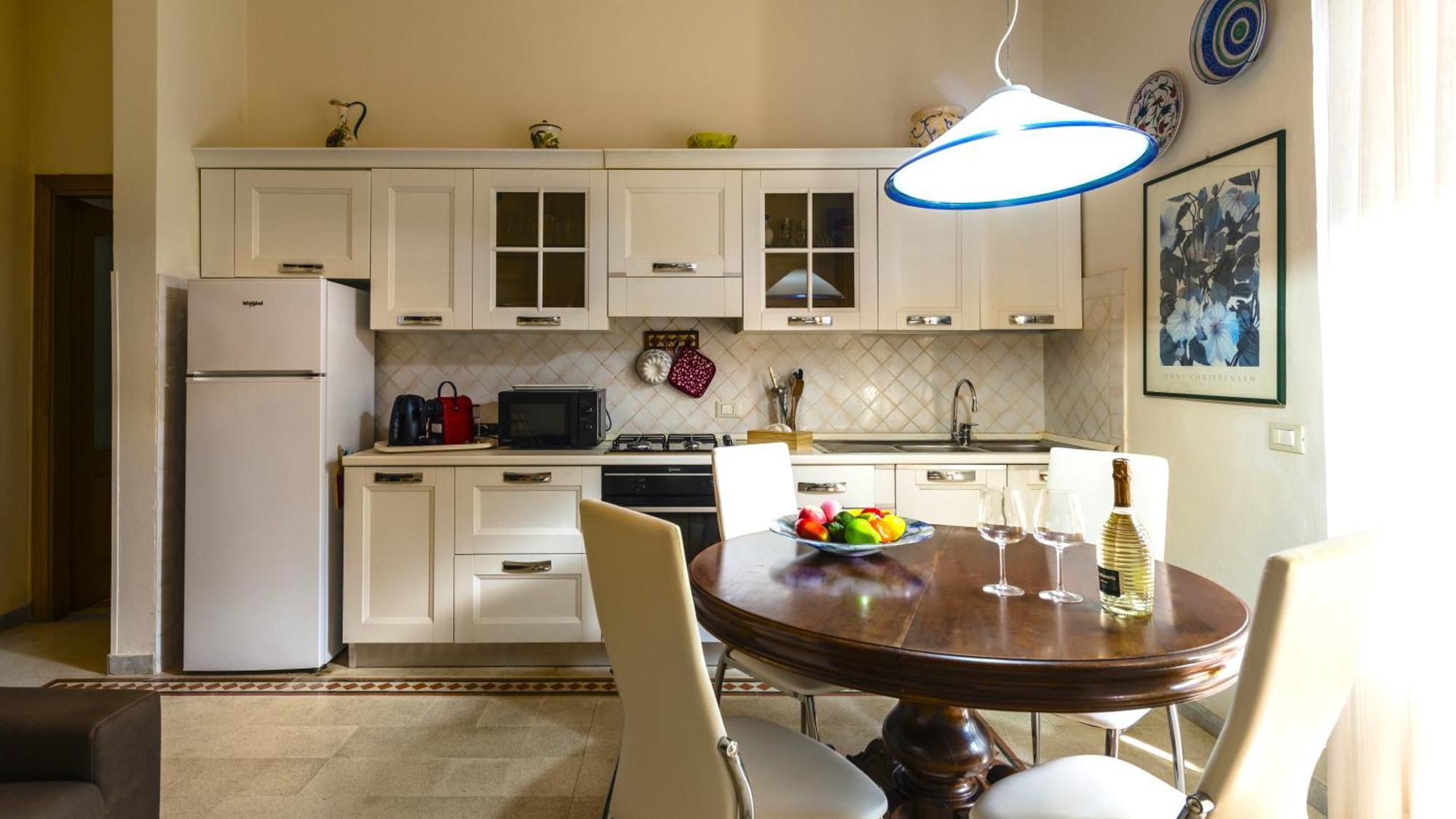Hostly-La Casa Di Marta-Two Steps From The Tower Apartment Пиза Екстериор снимка